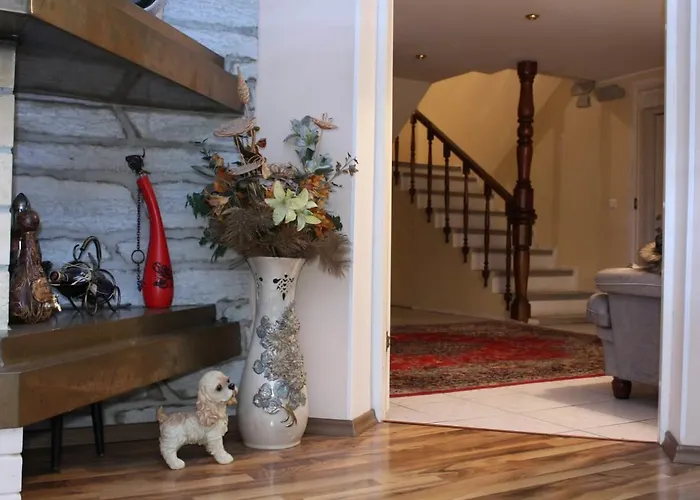 Nocleg ze śniadaniem 777 *